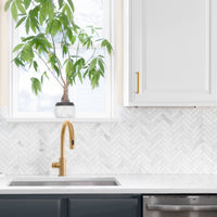 Minimal Kitchen - Replica Surfaces